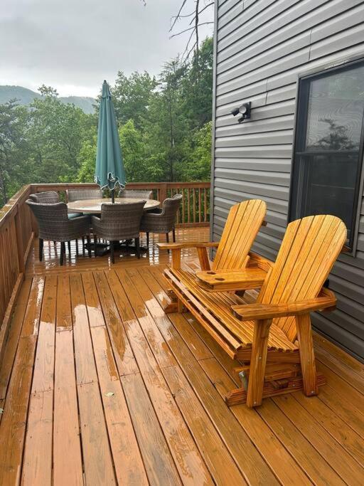 Above It All Hot Tub Views Rumbling Bald Sleeps 11 Villa Lake Lure Exterior photo